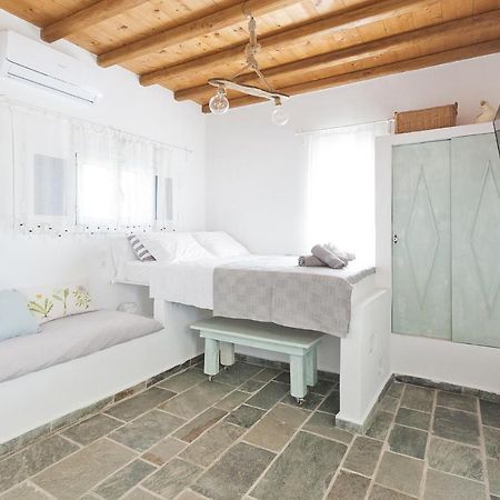 Μπλε Στουντιο 1 Villa Livadi  ภายนอก รูปภาพ